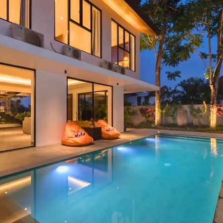 Jiwatrisna 6 Bedroom Private Pool Villa Zn143